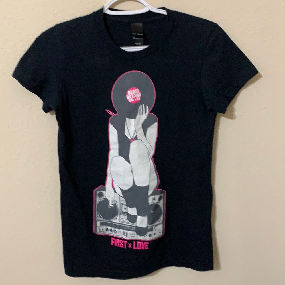 Acrylick Beats Rhymes and Life tee